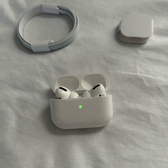 air pods pro with charger and extra buds - Picture 2 of 2